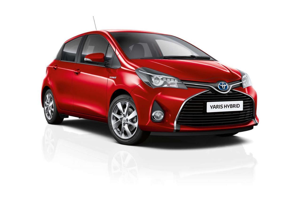 Toyota yaris shop hybrid car